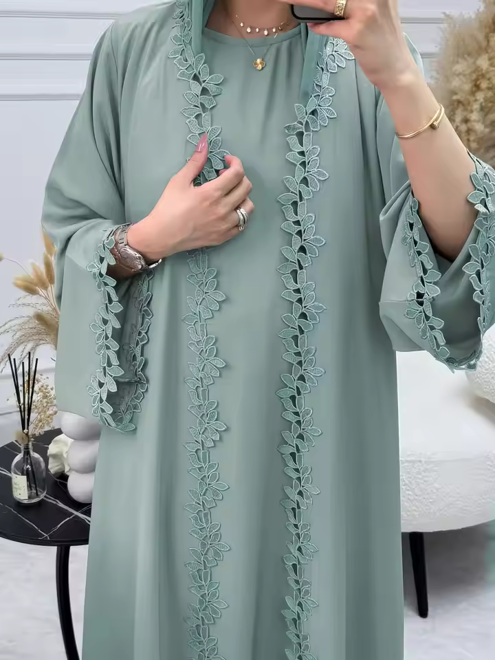 Dubai Elegant Multicoloured Embroided Abaya